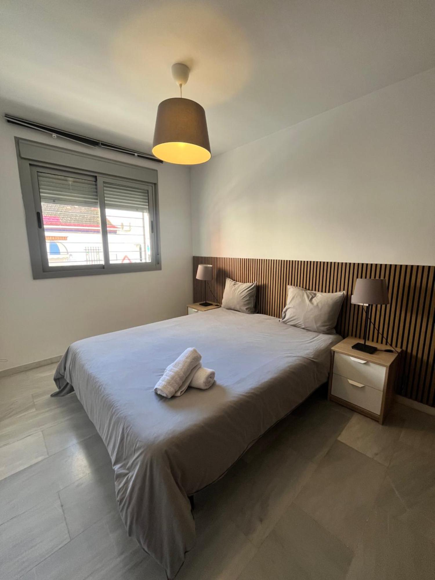 Appartement Deluxe With Parking - Carlos Haya