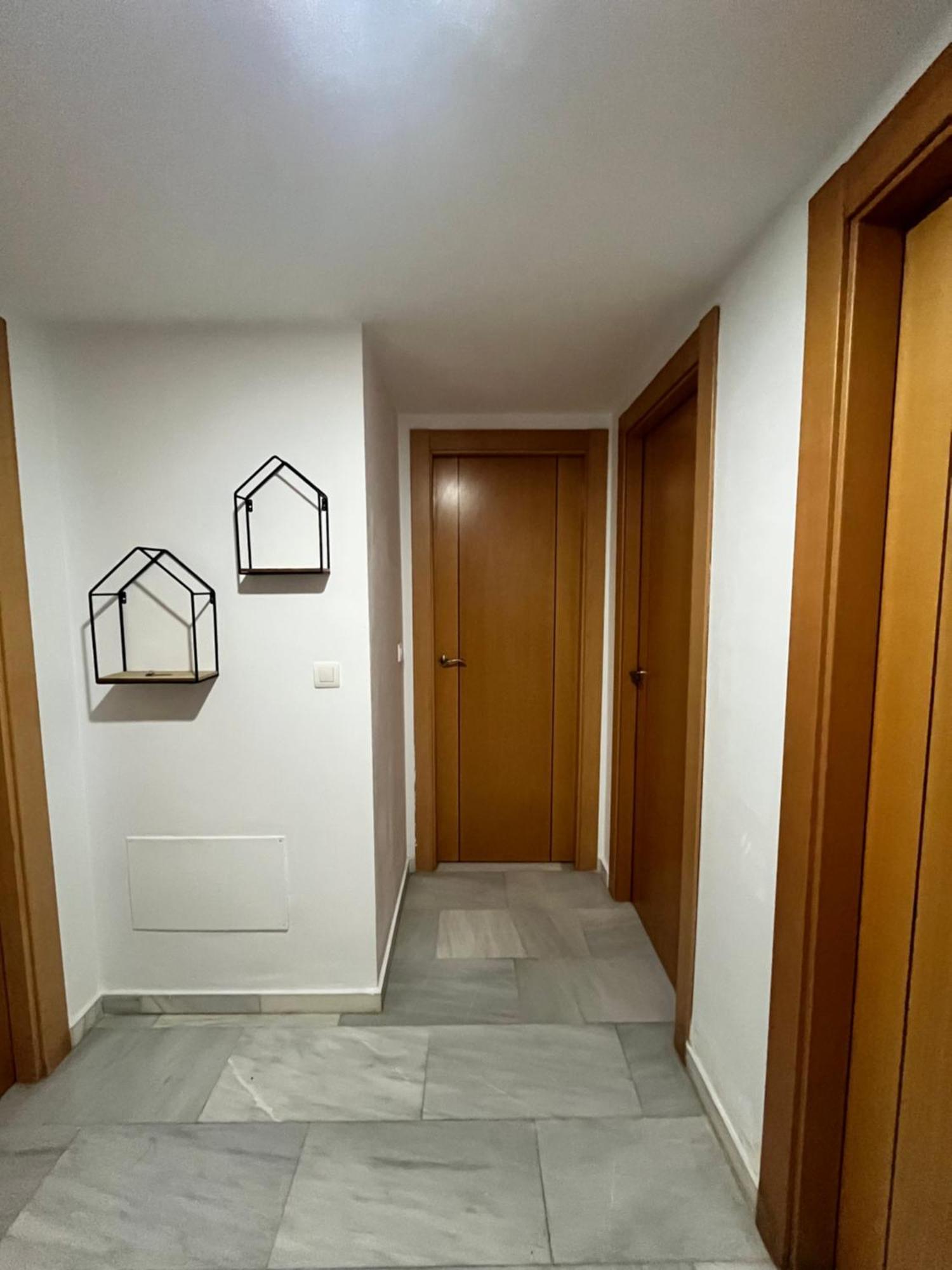 Deluxe With Parking - Carlos Haya Appartement *