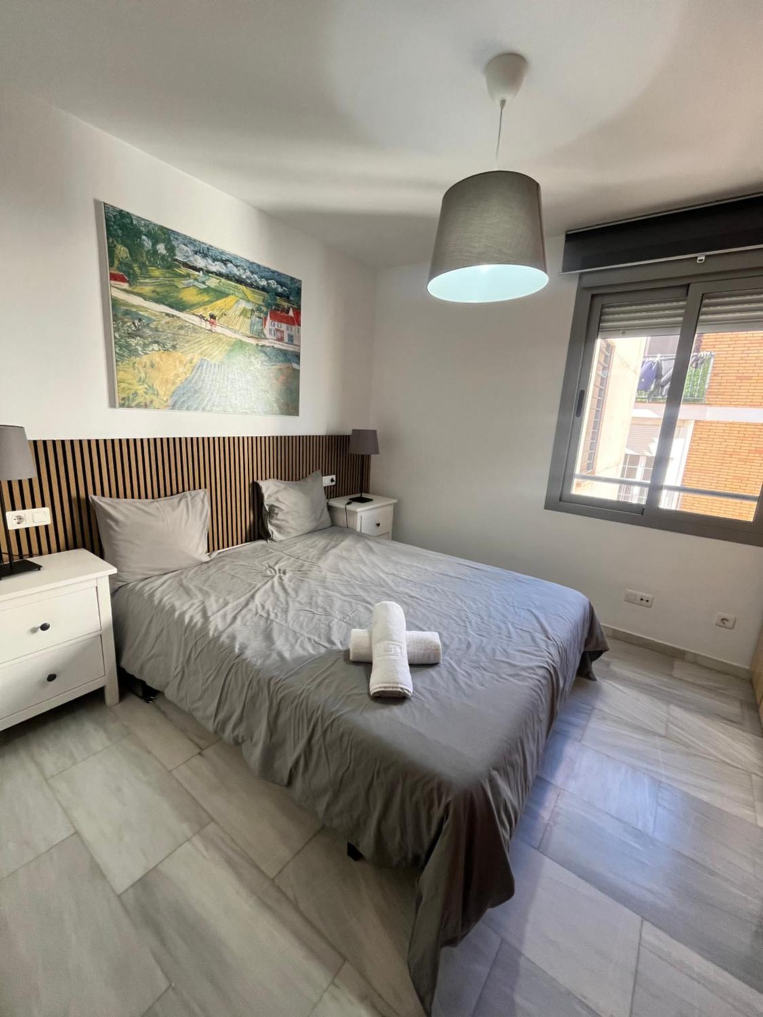 Deluxe With Parking - Carlos Haya * Málaga